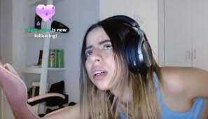 Girl having sex on twitch