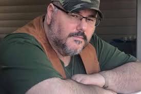 Dwayne Dees's Instagram, Twitter & Facebook