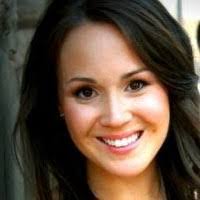 Julie Piche's Instagram, Twitter & Facebook