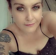 Hello my name is Amanda Dewitt. I'm from East Lake, Ohio I am 46 years old  and I have 9 months to serve in prison. I'm looking for some pen pals I'm