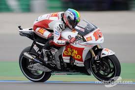 Dentro al nostro box ci sono dipendenti honda e possiamo vedere i dati di stoner, pedrosa e dovizioso. Alex De Angelis San Carlo Honda Gresini Motogp Motorcycle Racing Honda