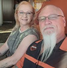 Panhandling with Children at Busy Intersection in Lakeland