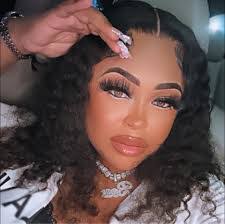 Zara Campbell's Instagram, Twitter & Facebook