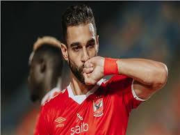 وكان اللاعب قد تلقى إنذارا في الدقيقة الأخيرة من مباراة جزر القمر، وحصل على الإنذار الثاني ضد توغو. Ø¹Ù…Ø±Ùˆ Ø§Ù„Ø³ÙˆÙ„ÙŠÙ‡ ÙŠØ¹Ù„Ù† ØªØ¹Ø§ÙÙŠÙ‡ Ù…Ù† ÙÙŠØ±ÙˆØ³ ÙƒÙˆØ±ÙˆÙ†Ø§ Ø¨ÙˆØ§Ø¨Ø© Ø£Ø®Ø¨Ø§Ø± Ø§Ù„ÙŠÙˆÙ… Ø§Ù„Ø¥Ù„ÙƒØªØ±ÙˆÙ†ÙŠØ©