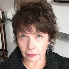 Wendy Marquardt's Instagram, Twitter & Facebook