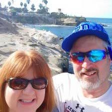 Shannon Hess's Instagram, Twitter & Facebook