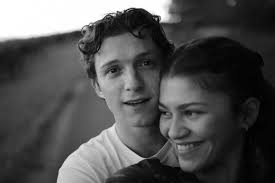 Detail Cincin Tunangan 5 Karat Zendaya dan Tom Holland