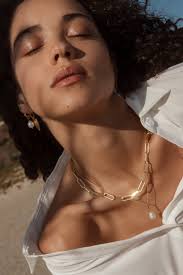 Rising Stars: Meet Laura Laing and Amy Goin