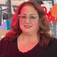 Stephanie Slone's Instagram, Twitter & Facebook