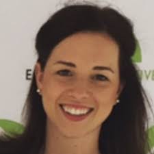 Carly Dixon's Instagram, Twitter & Facebook