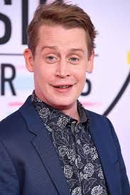Macaulay culkin (@incredibleculk) | твиттер. Macaulay Culkin Starportrat News Bilder Gala De