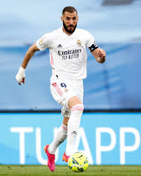 Real madrid edge atleti in supercopa final after a frustrating encounter, sergio ramos kept his cool to slot in the winning penalty as real madrid claimed the supercopa de espana. Real Madrid C F On Twitter Benzema Equals Michel As The Th Highest Appearance Maker For Realmadrid 559 Matches Realfootball Halamadrid Https T Co P9m6tqgoz3