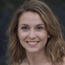 Lorraine Payne's Instagram, Twitter & Facebook