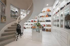 Janglewood llc 602 higgins ave suite 1 #283 brielle, nj 08730 usa note: Houston S Most Fabulous Closets Theresa Roemer S Three Story Stunner Is Just The Start
