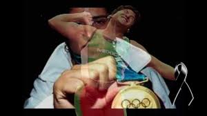 La campeona olímpica soraya jiménez tenía 14 operaciones en la pierna izquierda, pérdida de un pulmón, tres veces influenza y cinco paros cardiorrespiratorios. Como Murio Soraya Jimenez Youtube