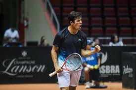 ¡sigue el twitter oficial de christian garin! Christian Garin Battles Past Casper Ruud To Win The Atp Houston Final Essentiallysports