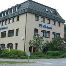 Sending money via your bank can be expensive because of markups they add to the exchange rate. Vr Bank Passau Eg Geschaftsstelle Heining Anlageberater In Passau Raiffeisenstrasse 1