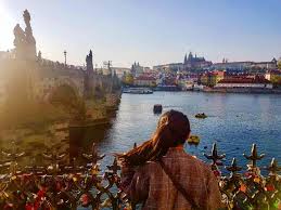 Unlike in english, where czech republic is more common than czechia, it is much more common to use 捷克 (jiékè) than 捷克共和國 ／ 捷克共和国 (jiékè gònghéguó). æ·å…‹ 21å€‹ç¬¬ä¸€æ¬¡ä¾†å¸ƒæ‹‰æ ¼ä¸èƒ½éŒ¯éŽçš„æ™¯é»žå'Œæ´»å‹•æŽ¨è–¦ è½mayèªªæ·å…‹