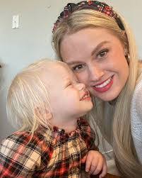 Anna Berglund's Instagram, Twitter & Facebook