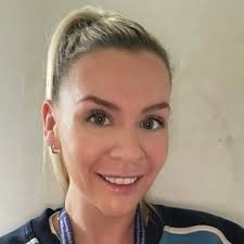 Sara James (@j90_sara)