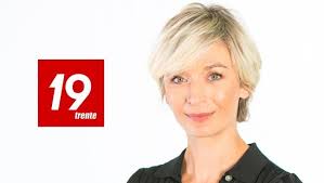 Également disponible la réglette de choux personnalisée. Fete Des Grands Meres Quand Les Petits Enfants Sont De L Autre Cote De La Frontiere Le Vaccin Ne Suffit Pas A Les Rejoindre