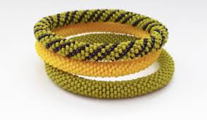 Çatal ile bileklik yapımı ile ilgili yeni videomuzu siz değerli takipçilerimiz için paylaştık. Bileklik Modelleri Anlatimlari Ve Videolari Icin 10marifet Org