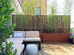 Scroll down for the video. Top 50 Najlepszych Pomyslow Na Ogrodzenie Bambusowe Projekty Prywatnosci Na Podworku Backyard Privacy Bamboo Fence Backyard