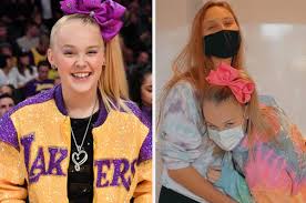 Jojo siwa revealed who her girlfriend is in an instagram post that might make you shed actual tears. Jojo Siwa Introduced The World To Her Girlfriend Kylie