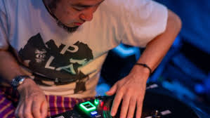 Bildergebnis für dj sniff