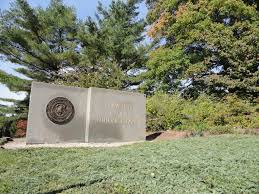 Dozens from Cranston Make URI Fall Dean's List