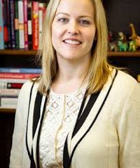 Melissa Batt's Instagram, Twitter & Facebook