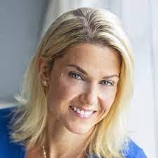 Susan Persichetti's Instagram, Twitter & Facebook