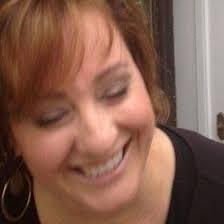 Heidi Carney's Instagram, Twitter & Facebook