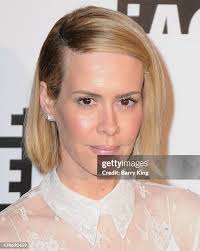 32 Gaze Sarah Eddie Photos & High Res Pictures