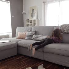 Anna On Instagram Papa Arbeitet In Der Sonne Von Kapstadt Wir Relaxen Im Schnee Von Osterreich Hallo Neue Woche Mach Es Wohnzimmer Grau Wohnung Wohnzimmer