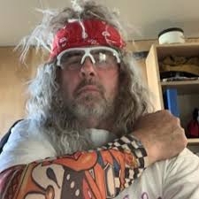 Stream Tim Magnus music