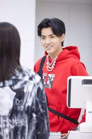 Trong buổi tối cùng ngày, studio của cựu thành viên exo đã thay mặt nam ca sĩ đưa ra thông báo nhằm đáp trả lại sm. Ngo Diá»‡c Pham 6 NÄƒm Rá»i Exo Trinh Ä'á»™ Tiáº¿ng Han Váº«n Ä'áº³ng Cáº¥p