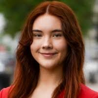 Charlotte Kimball's Instagram, Twitter & Facebook