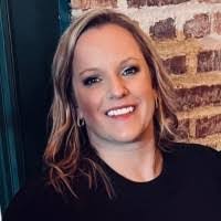 Emily Kulka's Instagram, Twitter & Facebook