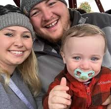 Anyone have an issue getting traction one wet road even at higher speeds  like 40 or 50 when trying to pass someone not even over 3k good tiers 305  75 16 2001