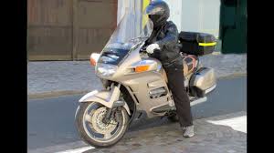 Rouler En Honda St1100 Pan European Youtube