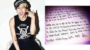 You were just on your phone texting with your best friend when she sent you a video of your boyfriend hugging a member of another . Blackpink S Photos Blurred At Mama 2017 Was It G Dragon S Fault