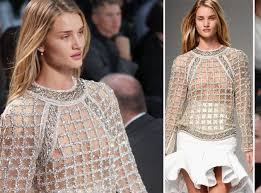 Collection by rose • last updated 4 weeks ago. Rosie Huntington Whiteley Ungeschminkt Auf Dem Laufsteg
