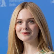 Join us at: Elle Fanning Group #ElleFanning