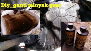Boleh tak minyak gear scooter pakai minyak gear kereta. Cara Service Ganti Minyak Gear Box Tutorial Diy Automotif Youtube