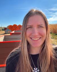 always love spending time with my number one ☝️ had lots of fun at anime  con, the niall concert and seeing my friends. thankful always long time no  see…