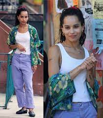 Zoë kravitz and channing tatum were recently spotted taking a bike ride together on the streets of new york city—as in, sharing a single bicycle, an act. Imagine Looking This Good In A Hawaiian Shirt With Iwomens You Will Get Daily Beauty And Fashion Pictures Tips Fo Zoe Kravitz Style Zoe Kravitz Street Style