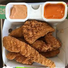 Best buttermilk southern fried chicken tenders that is seasoned to perfection.then double dredged with seasoned flour and deep fried until golden brown. Mcdonald S Just Reintroduced Chicken Tenders And They Re Actually Really Good Chicago Tribune