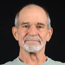 Which supermarket is better: Black River or Junction?