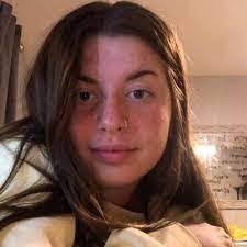 Karley Morris's Instagram, Twitter & Facebook